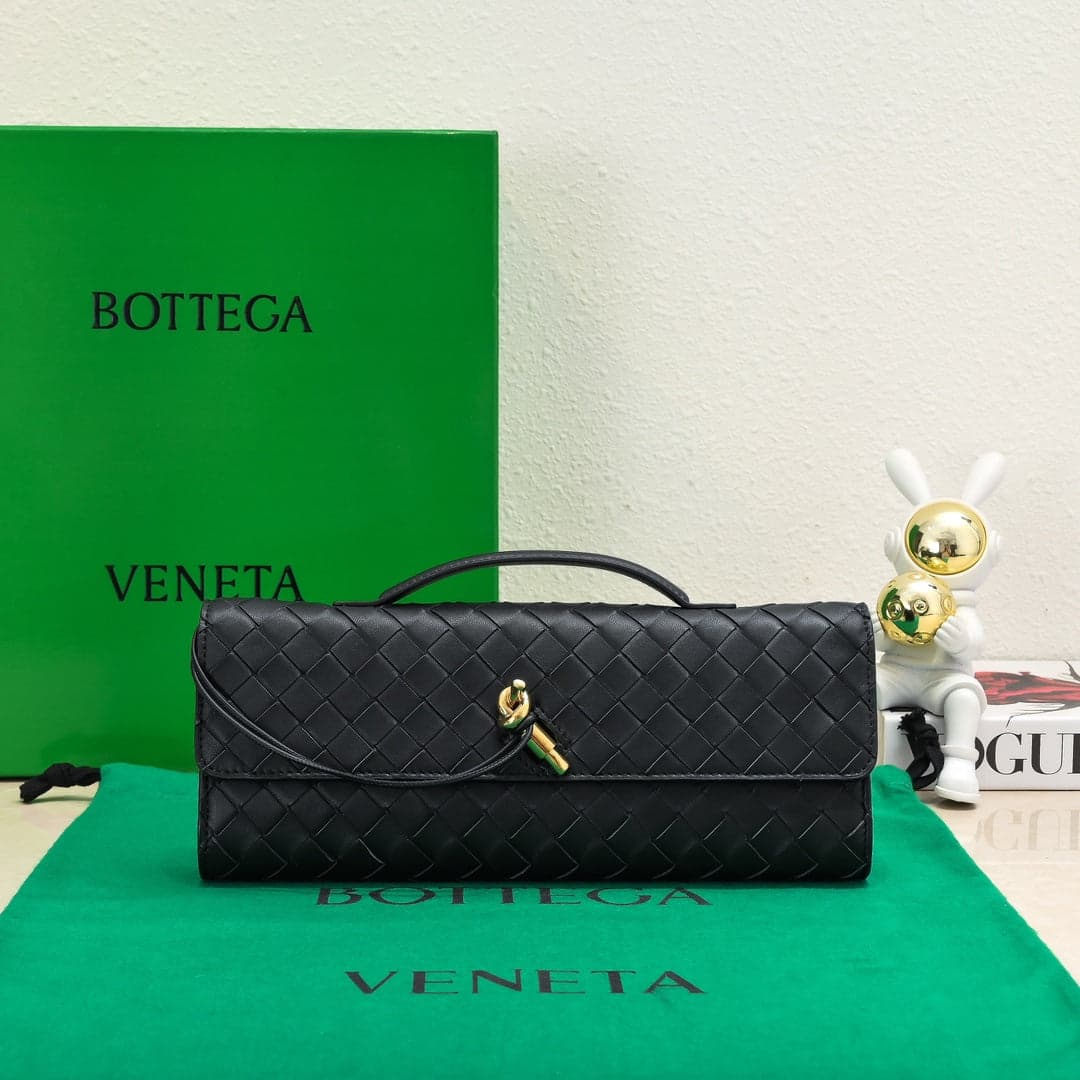 Andiamo Clutch Black Bottega Veneta – Moda