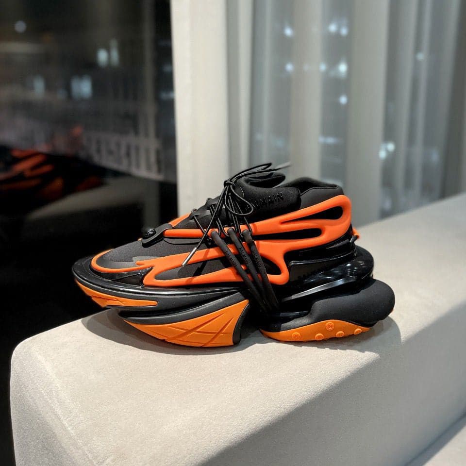 Balmain Unicorn Orange – Moda