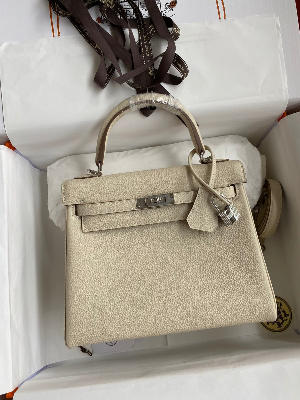 Bolsa Hermes Kelly Off White 25cm – Moda