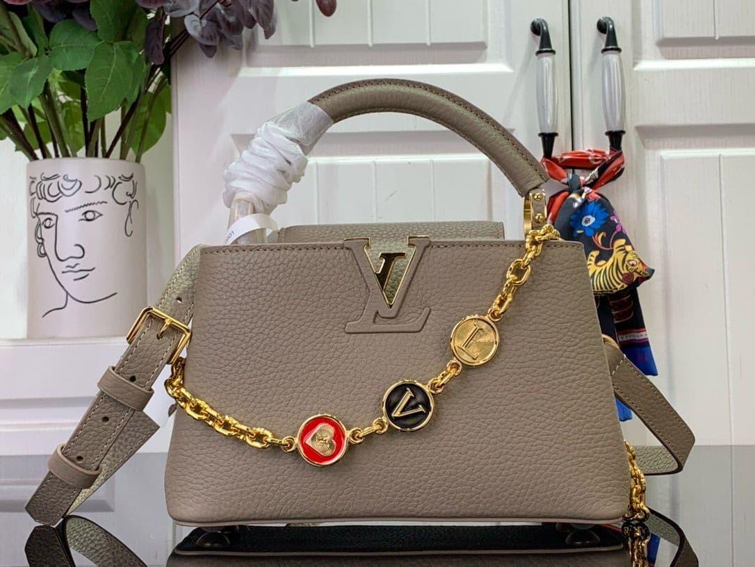 Bolsa LV Small Capucines – Moda