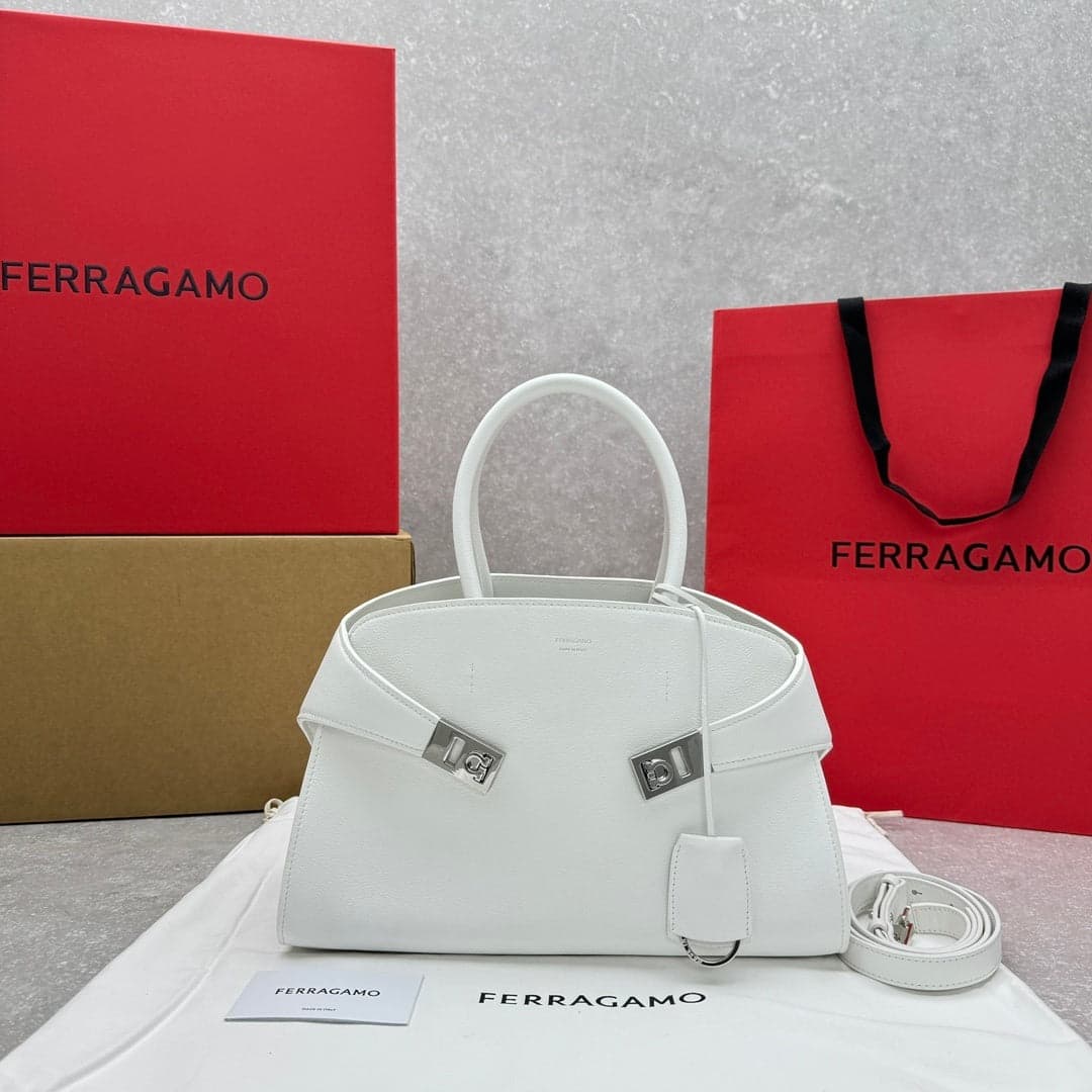 bolsa tote Ferragamo Hug White – Moda