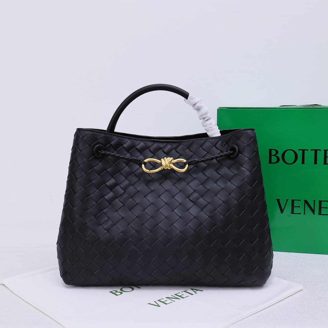Bottega Veneta Andiamo Bag Medium Black – Moda