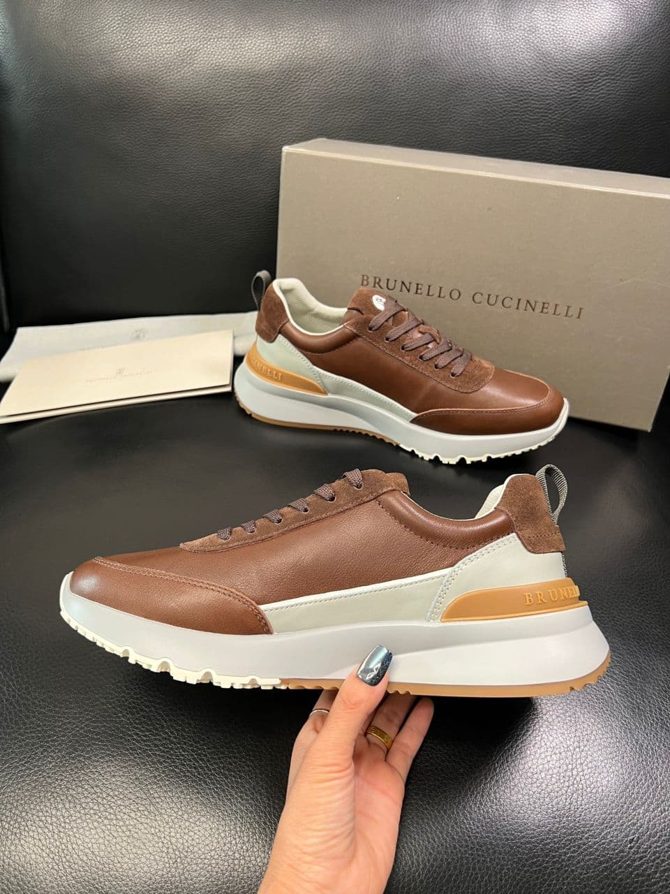 Brunello Cucinelli Suede sneakers – Moda