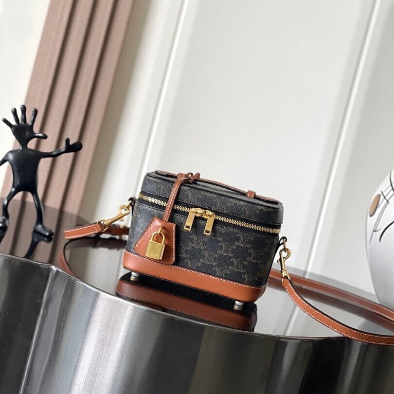 Celine Vanity – Moda