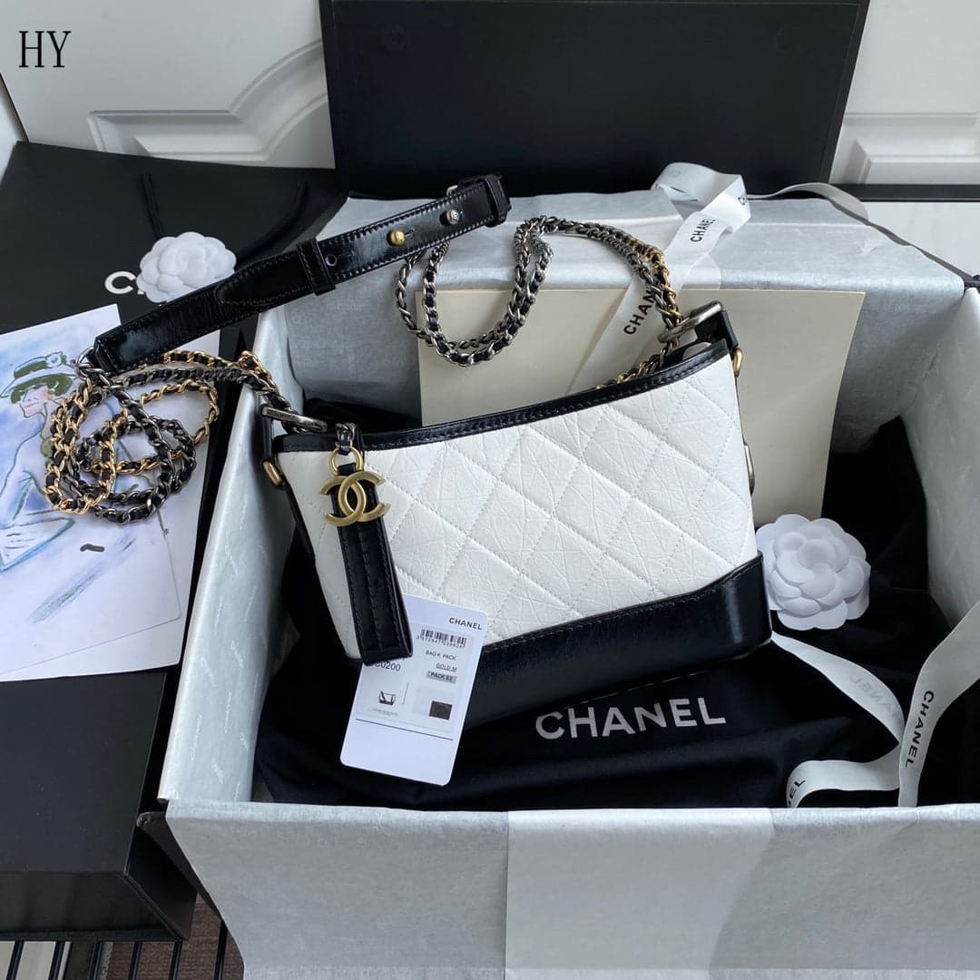 Chanel Gabrielle Hobo Bag Small Black/White – Moda