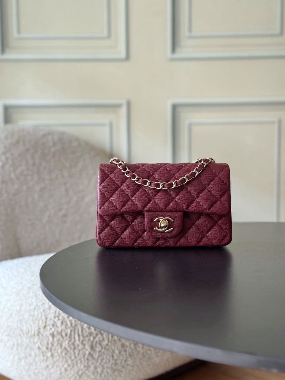 Chanel Matelassé Leather Shoulder Bag Burgundy . – Moda