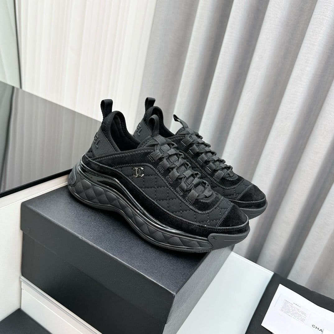 Chanel Suede Calfskin Mixed Fibers CC Black – Moda