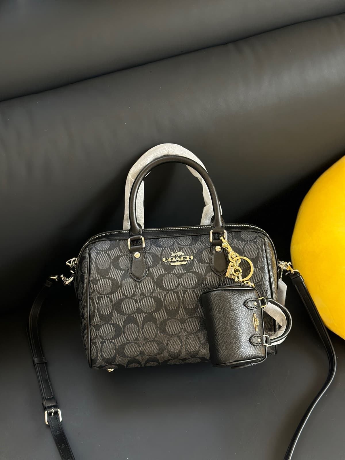 Coach Rowan Satchel Black Signature Canvas – Moda