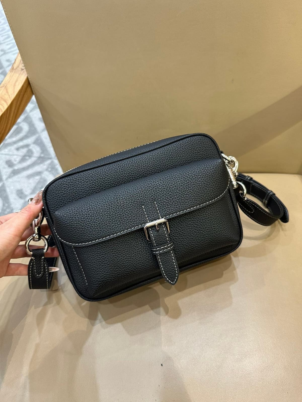 Coach Warner Crossbody Pebble Leather Black – Moda