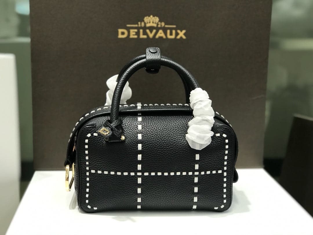 Delvaux Cool Box Black Costura Contrastante – Moda
