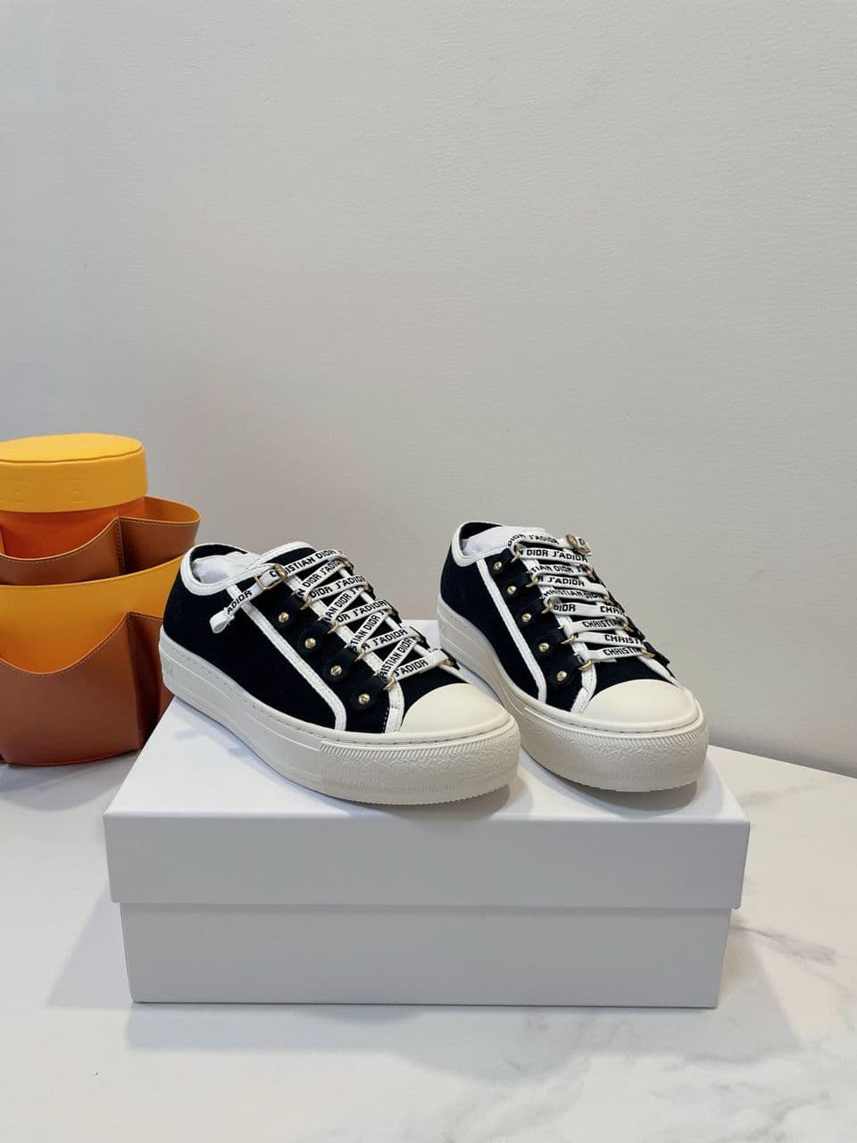 Dior Walk'N'Dior – Moda