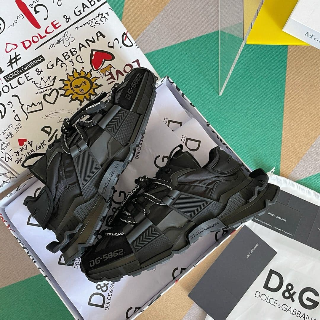 Dolce & Gabbana Space Trainers Black – Moda