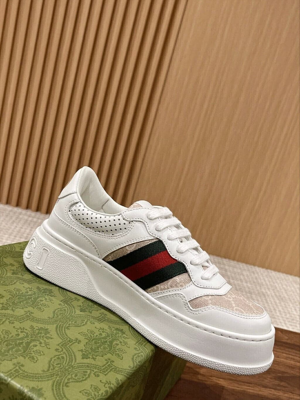 Gucci GG Sneaker White. – Moda