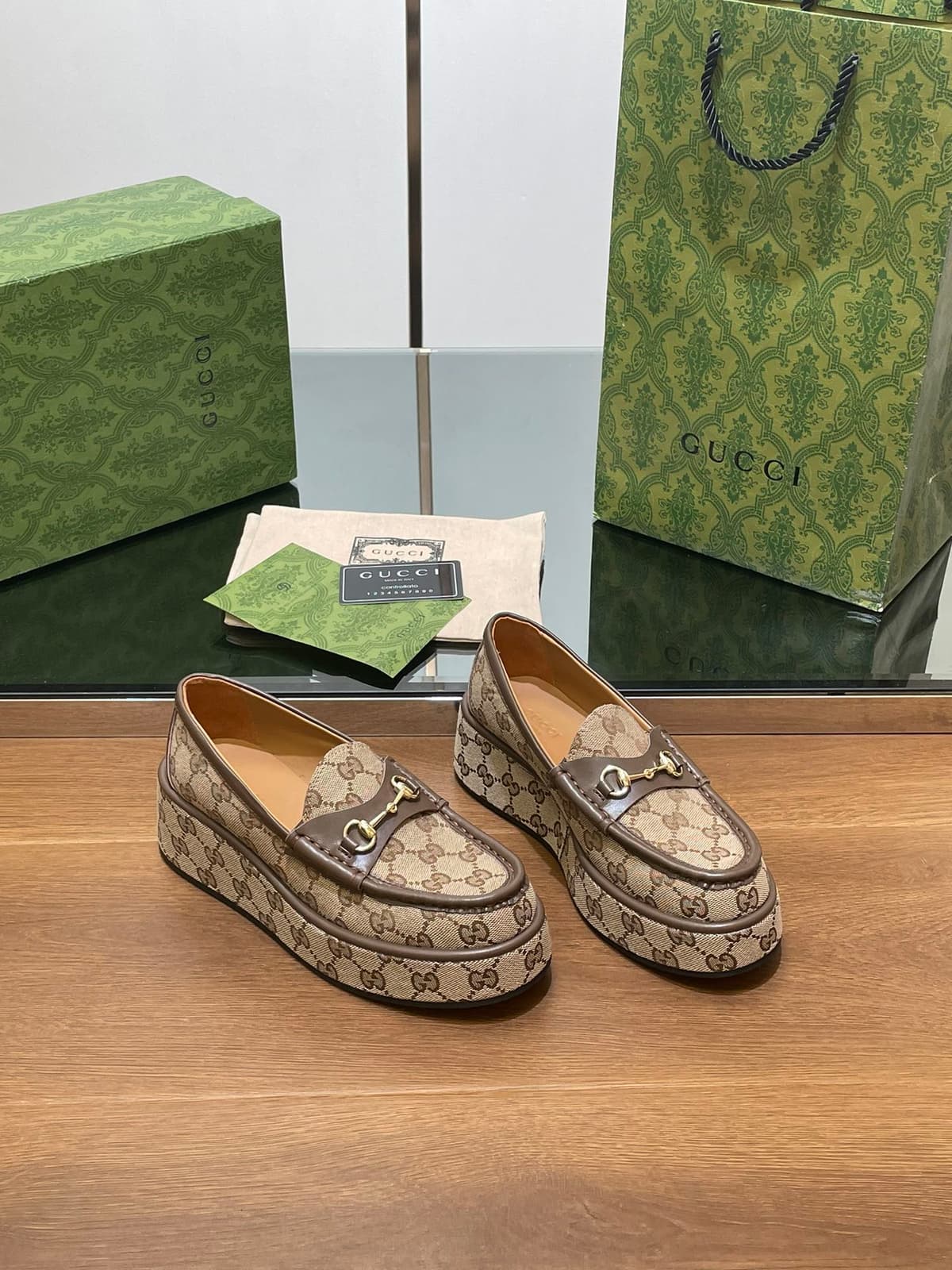 Gucci Loafers GG Brown – Moda