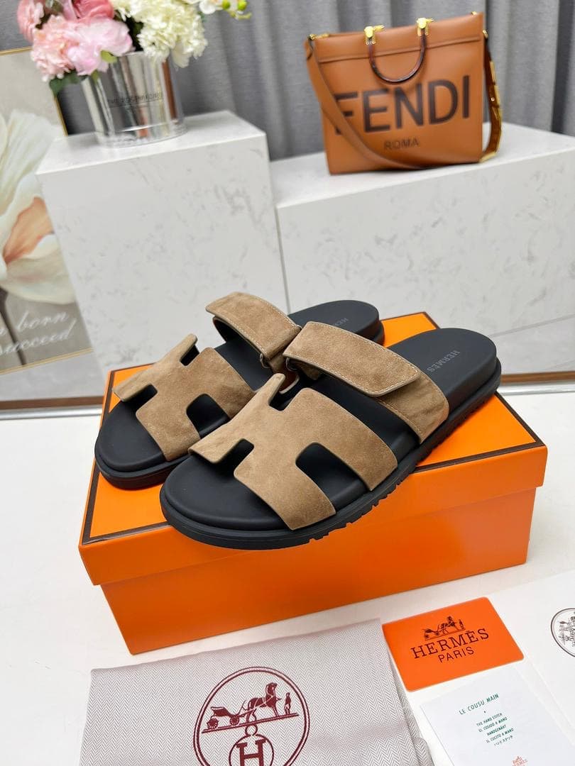 Hermes Chypre Sandal Beige Calfskin Leather – Moda