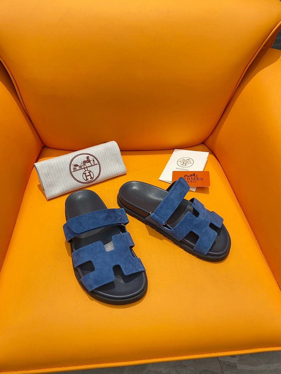 Hermes Chypre Sandal Navy Calfskin Leather – Moda