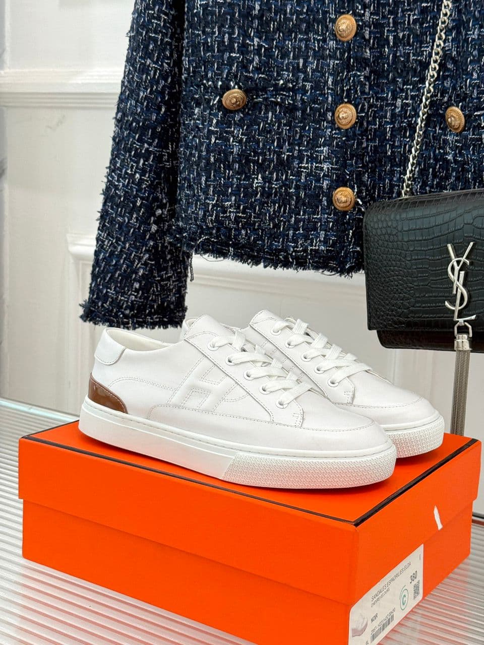 Hermes Deep – Moda