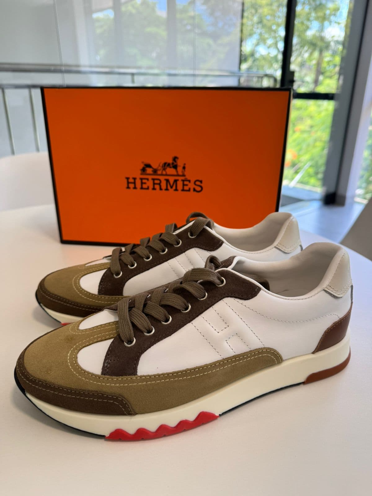 Hermes Trail Sneaker Multicolorido – Moda