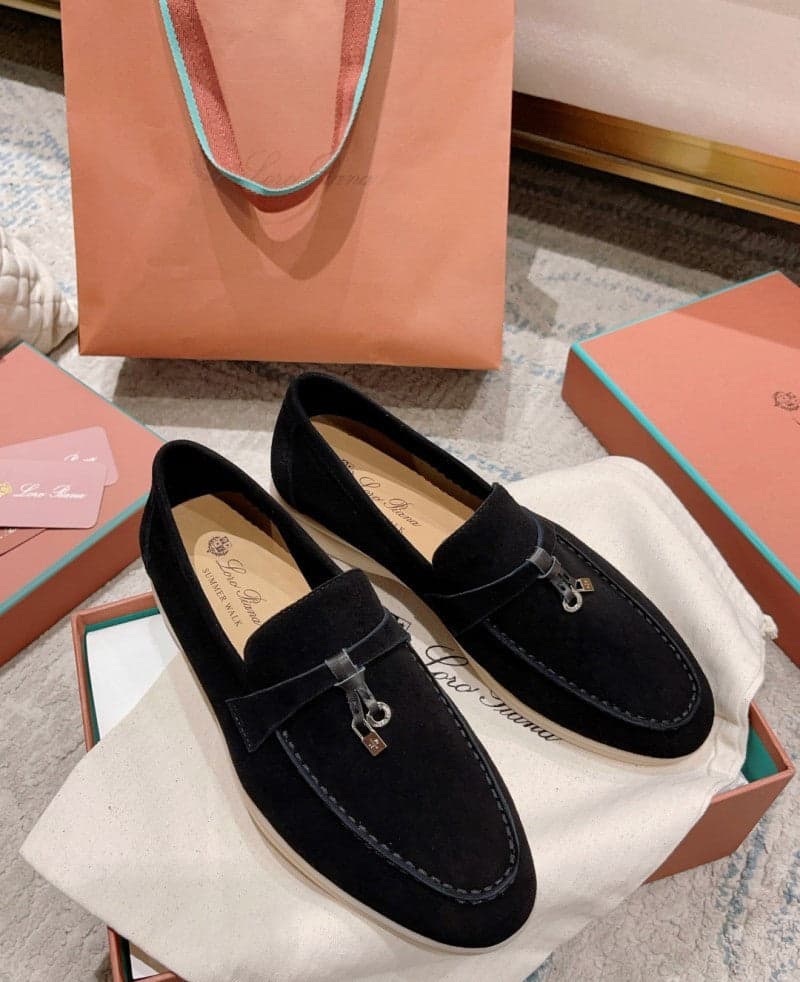 Loro Piana Summer Charms Walk Suede Black – Moda