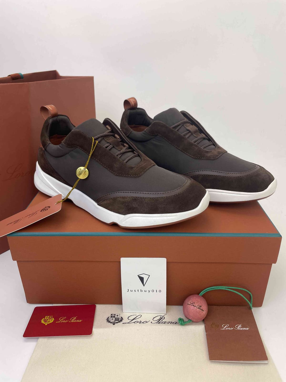 Loro Piana Modular Walk Suede Brown – Moda