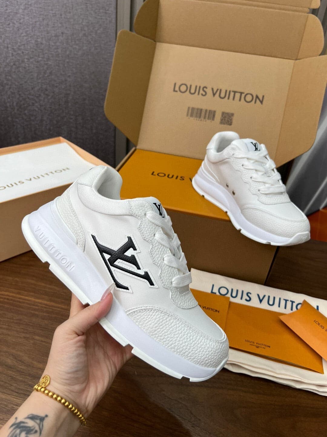 Louis Vuitton classic white – Moda