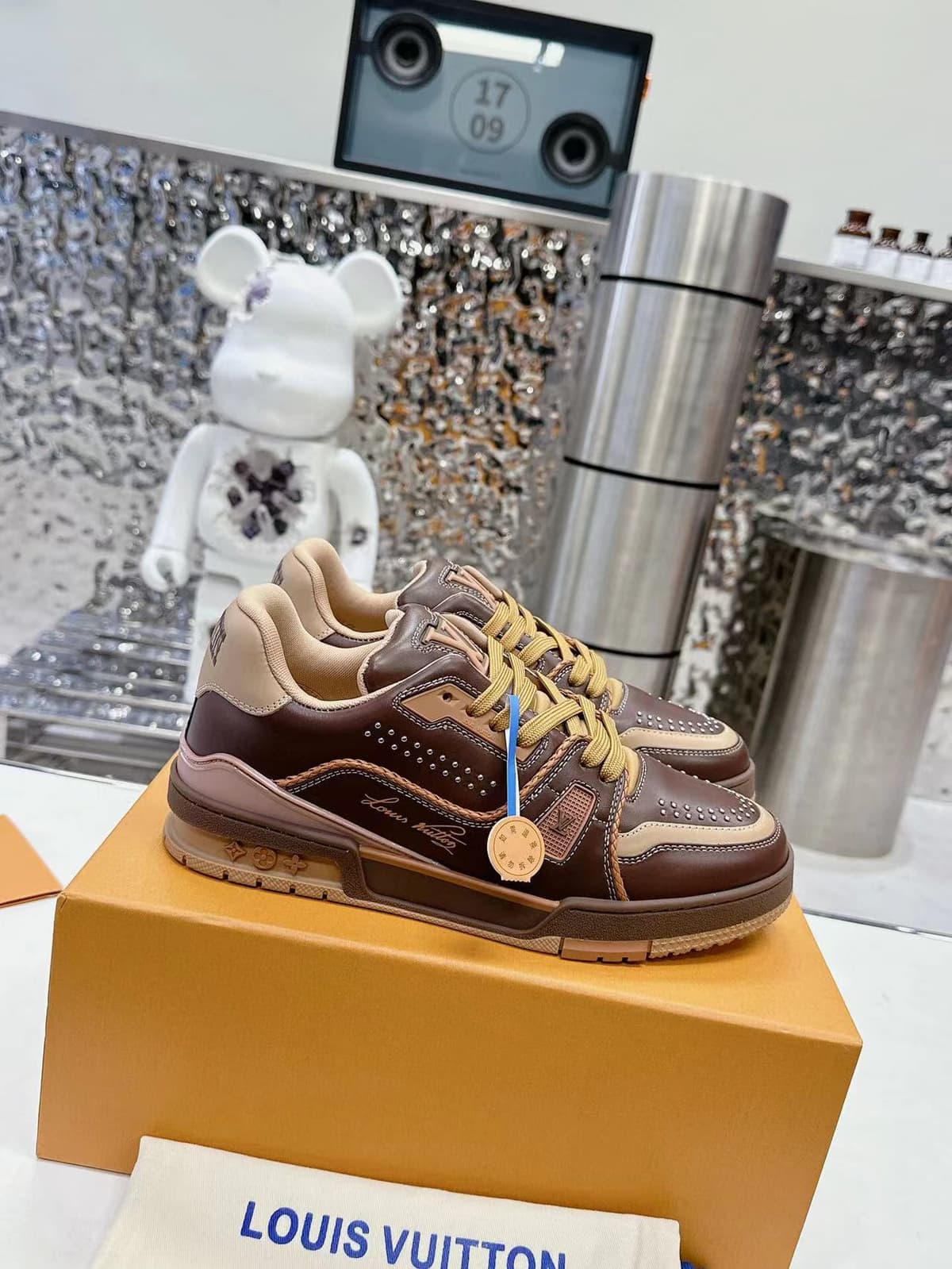 Louis Vuitton LV Trainer Marron Brown – Moda