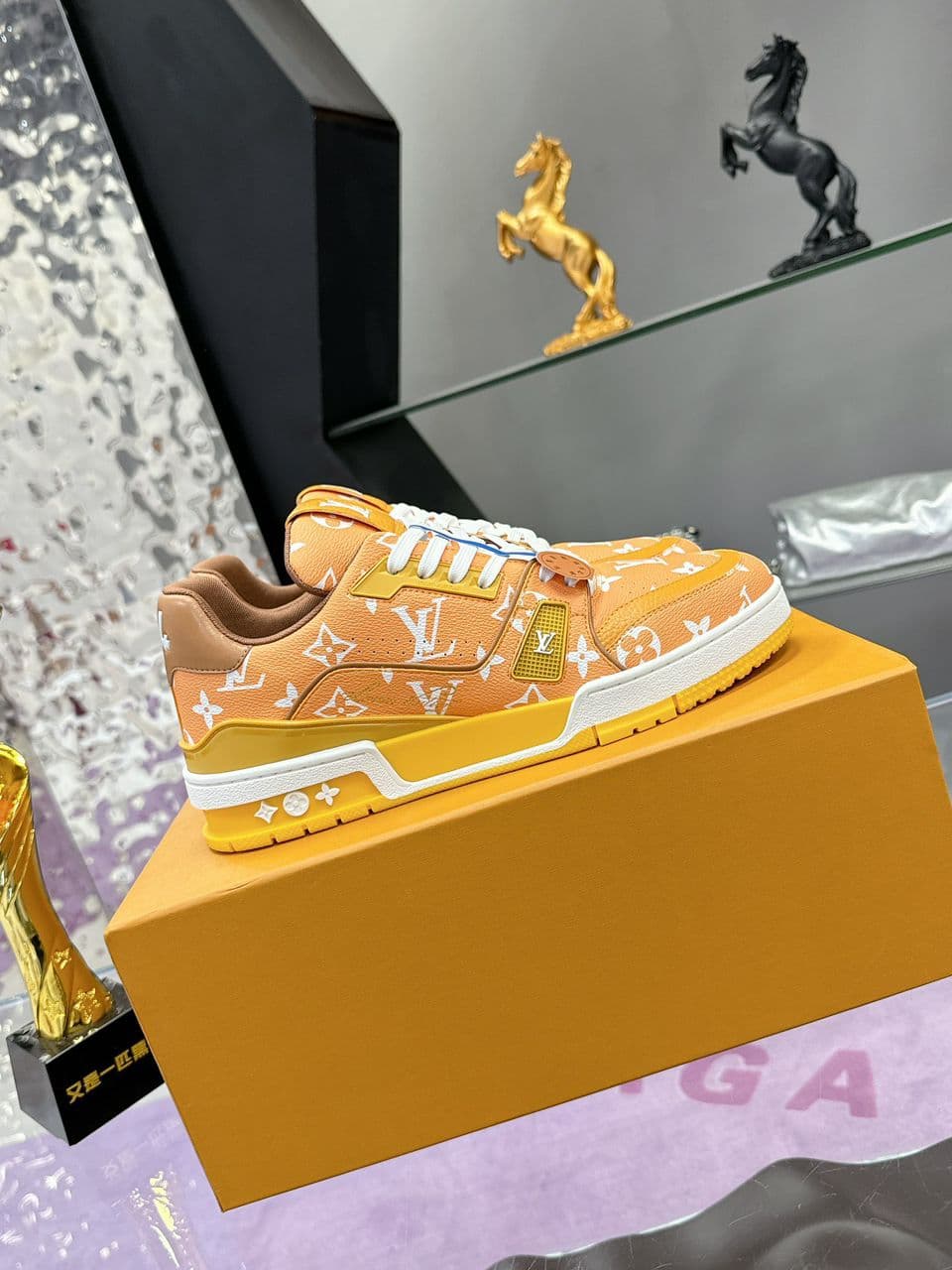 Louis Vuitton LV Trainer Yellow/Brown – Moda