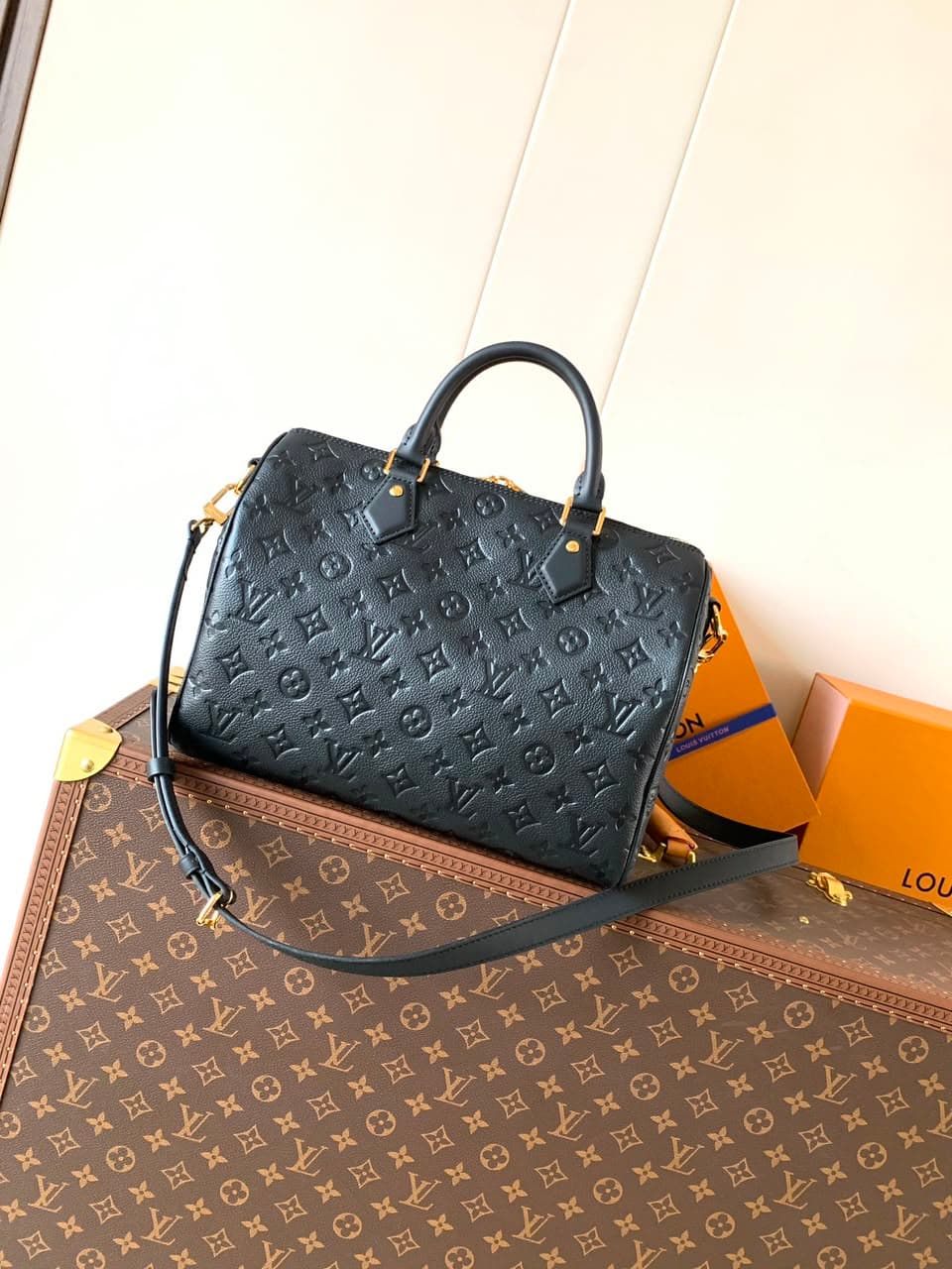 Louis Vuitton Speedy 30 B Soft Denim Black – Moda