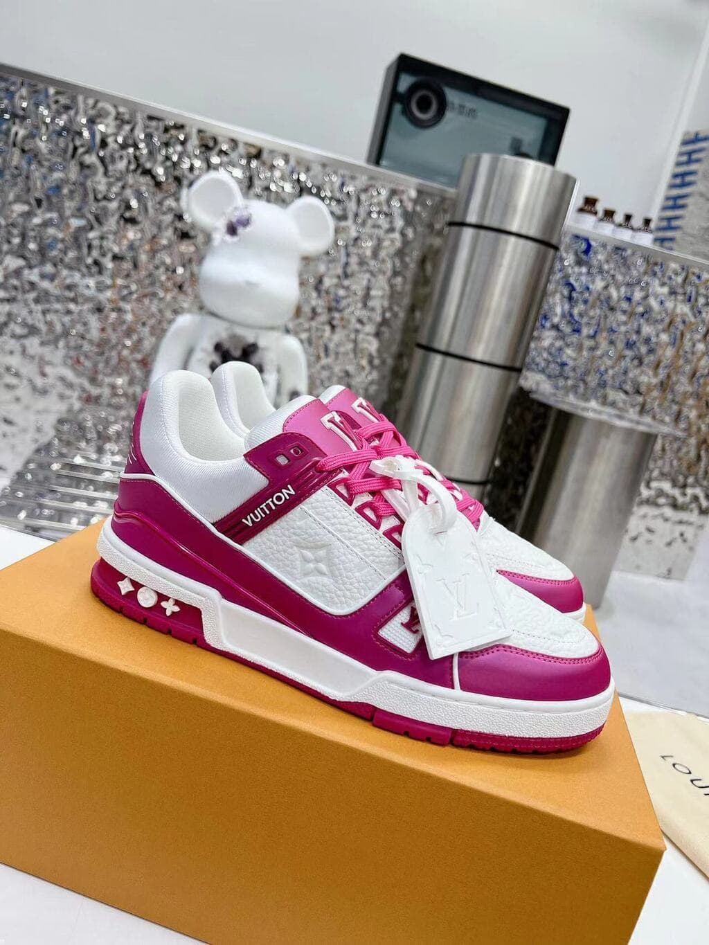 Louis Vuitton Trainer Pink White – Moda