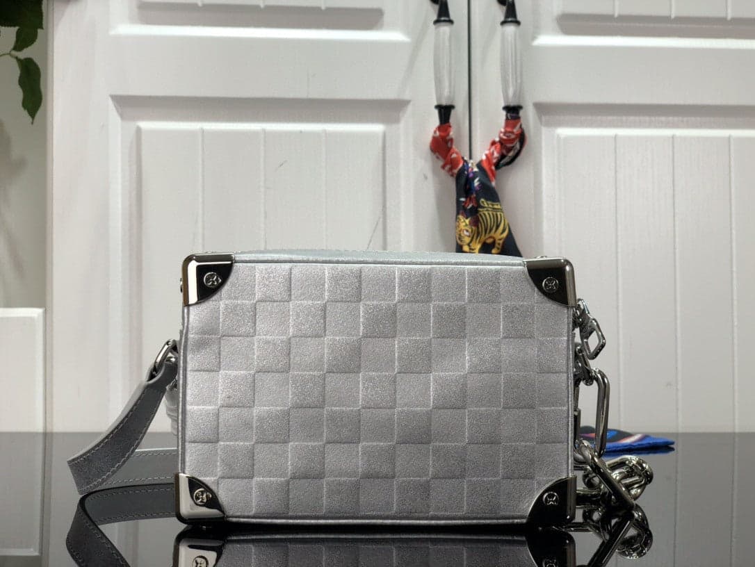Lv Mini Soft Trunk Glitter Silver – Moda