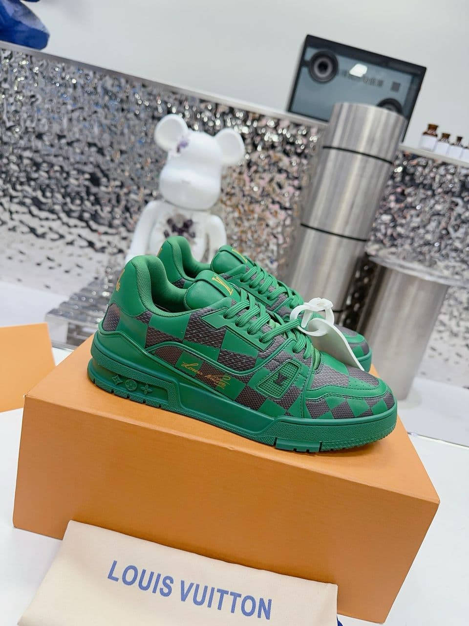 LV Trainer Sneaker Damier Pop Green – Moda