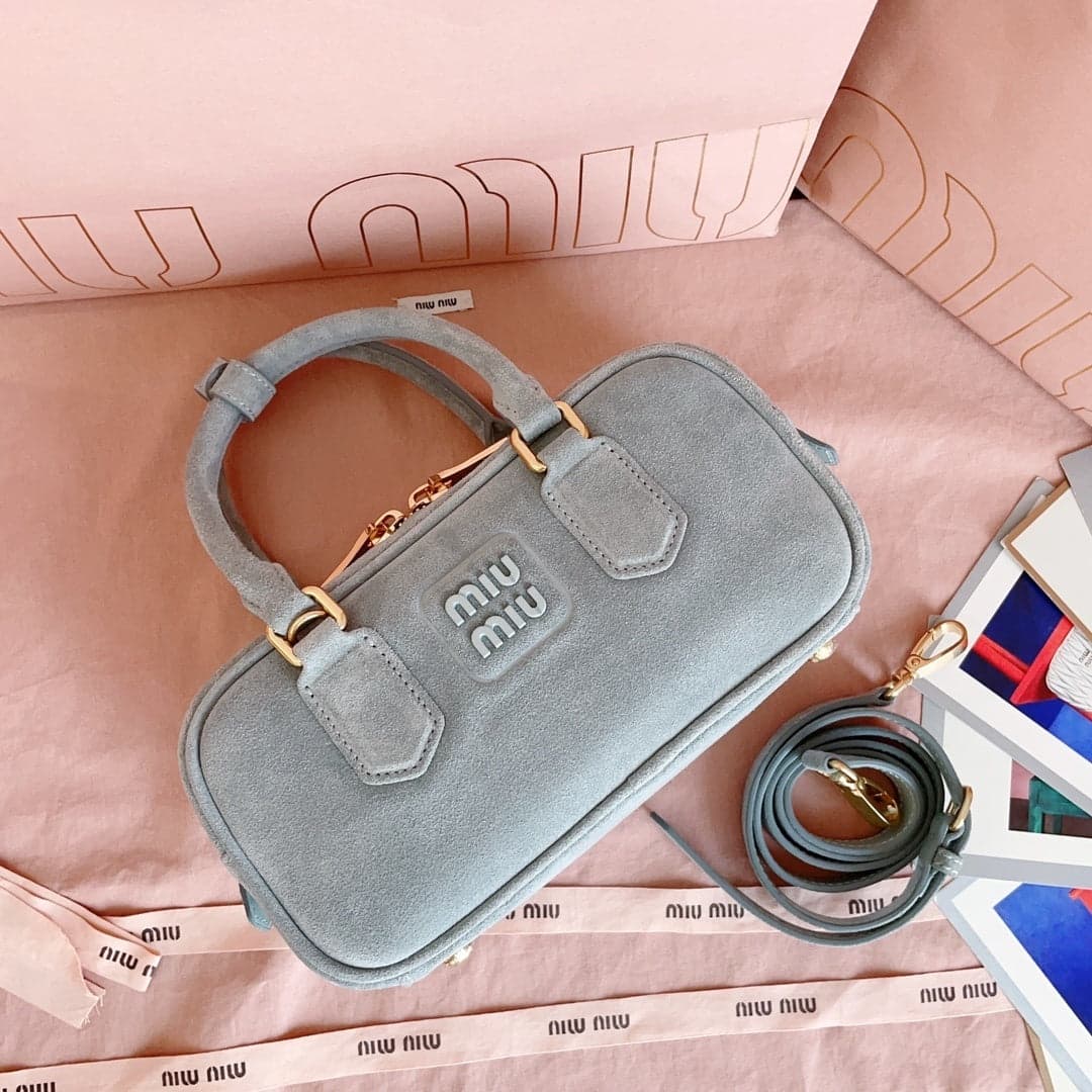 Miu Miu Suede Pocket Bag – Moda