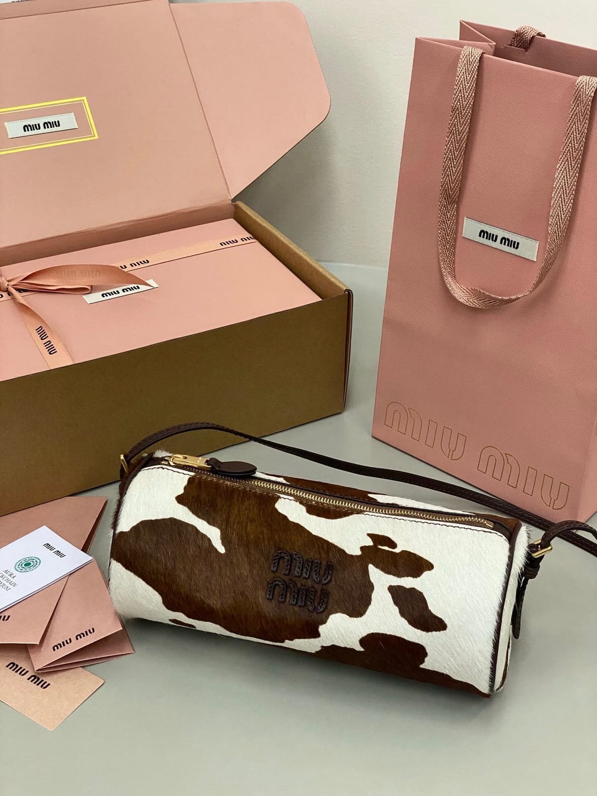 Miumiu crossbody bag cow – Moda