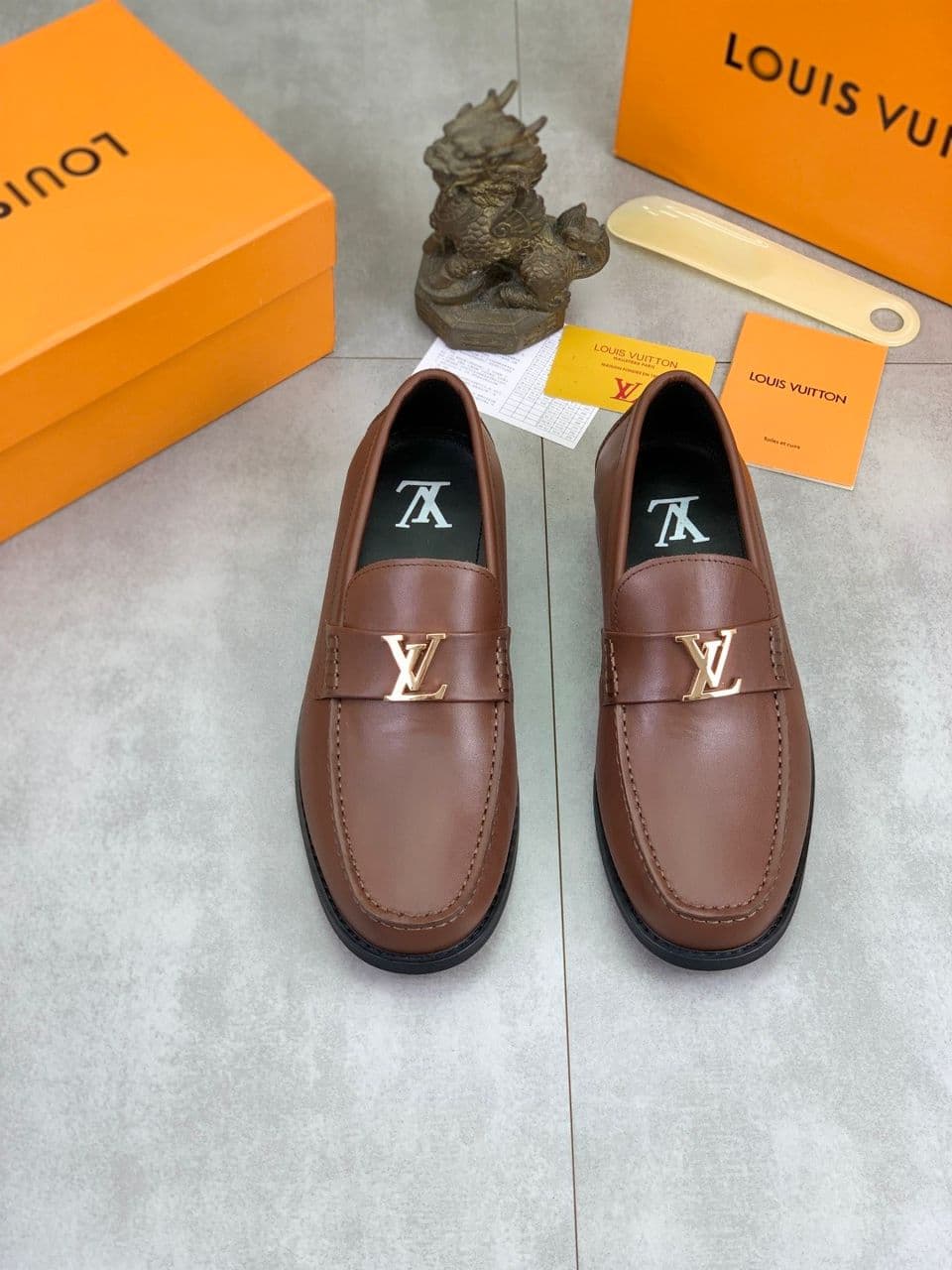 Mocassim Louis Vuitton – Moda