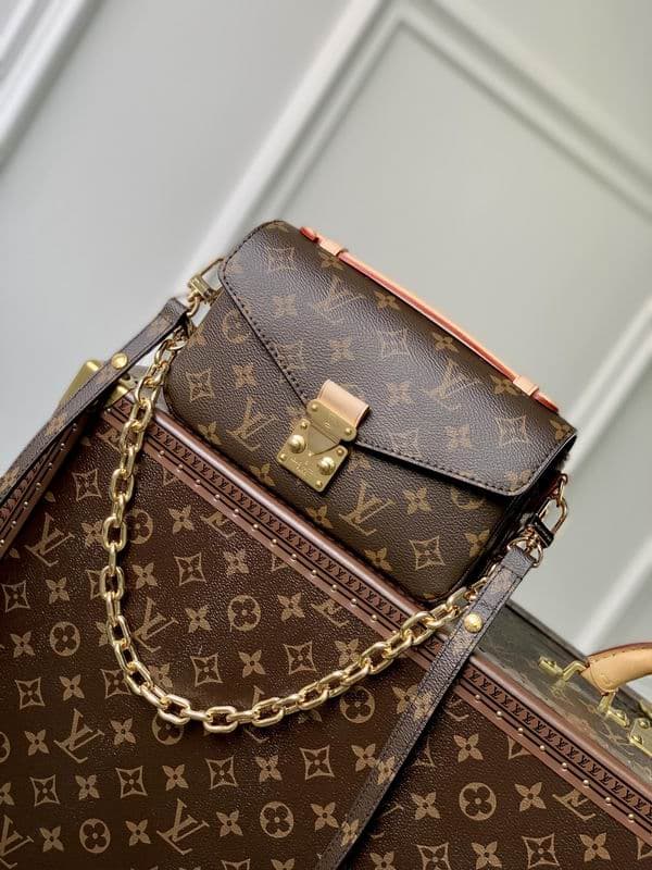 Pochette Métis East West Brown – Moda