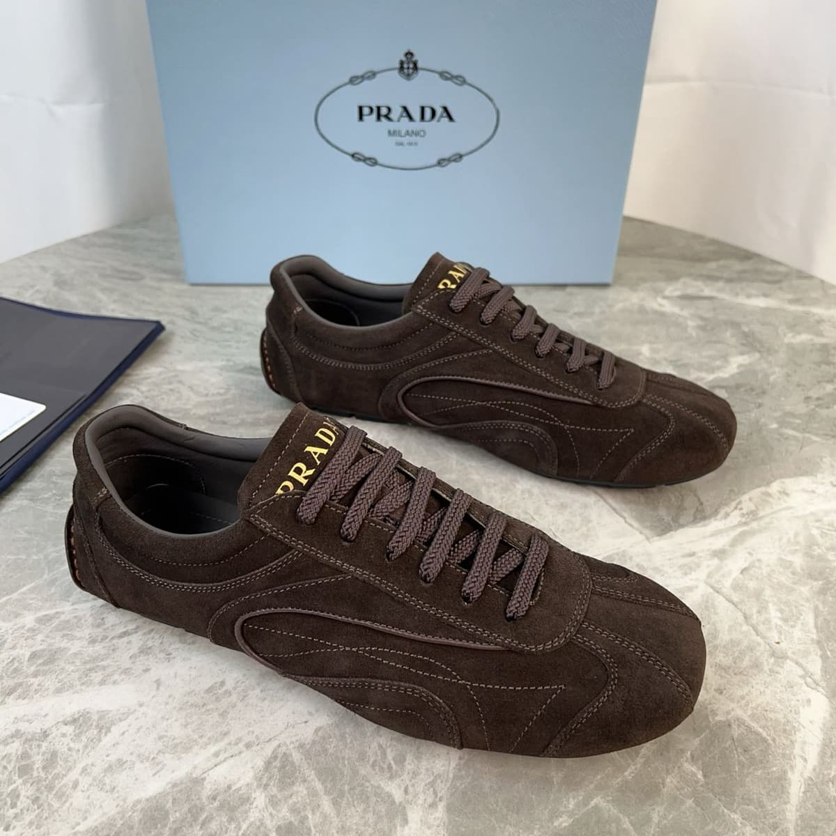 Prada Montecarlo Re-Edition 2005 Brown. – Moda