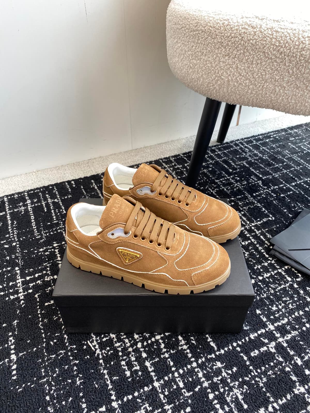 Prada Trail faded suede sneakers – Moda