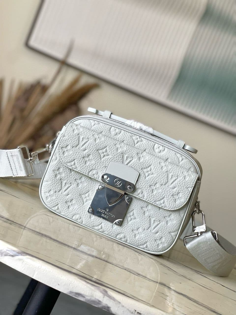 S-lock Messenger Monogram Grey – Moda