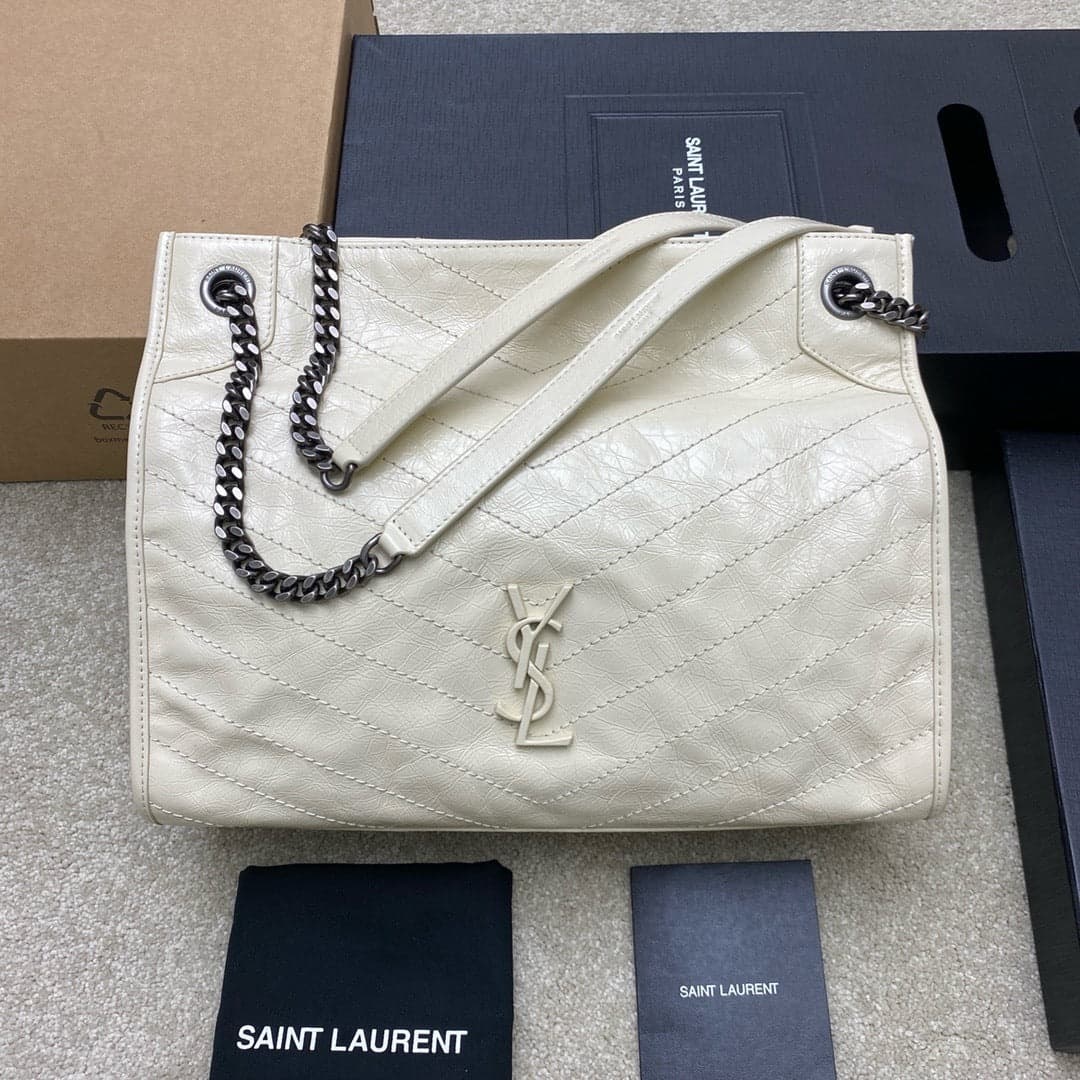 Saint Laurent Niki Shopping Bag Creme – Moda