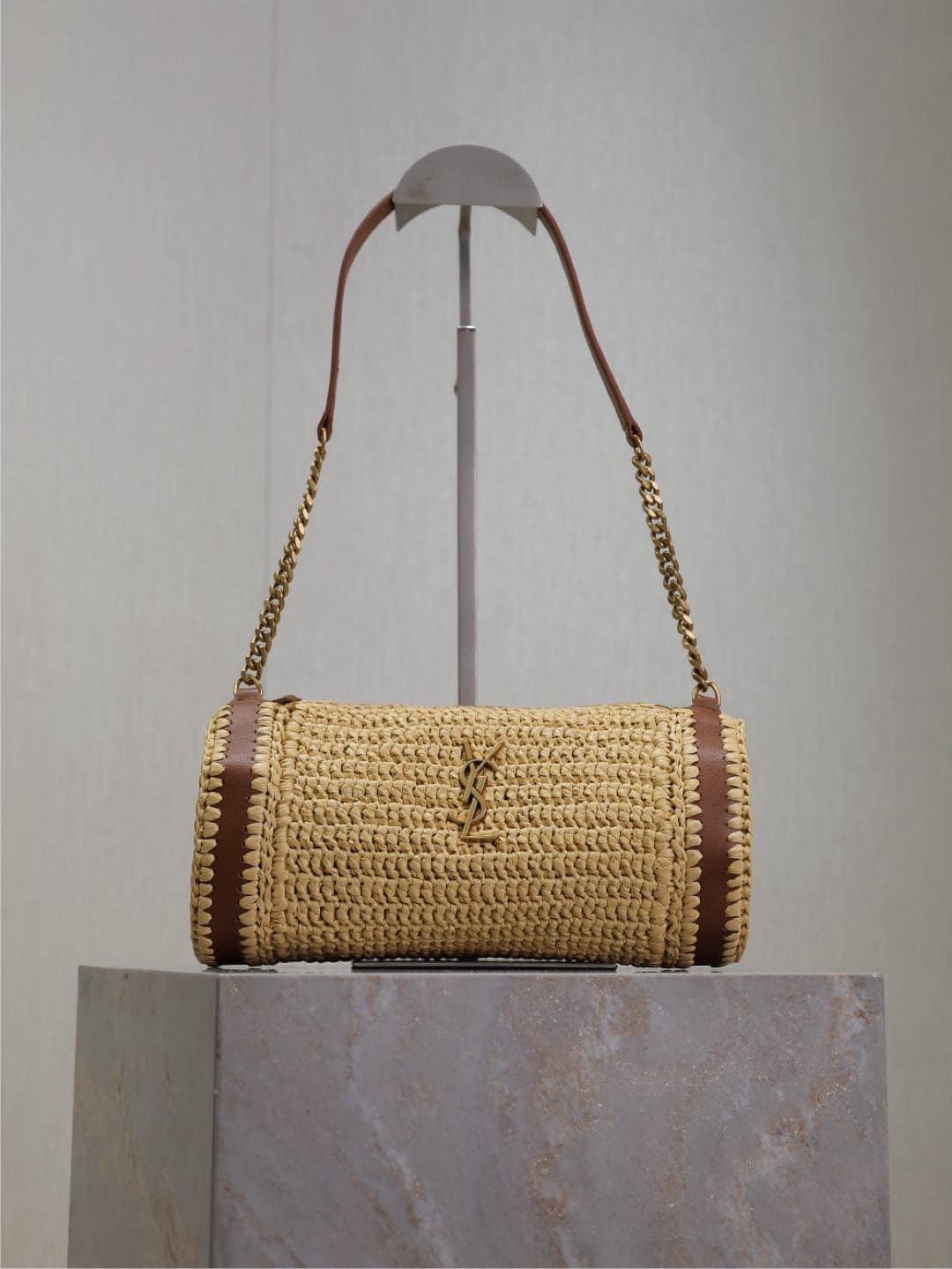 Saint Laurent Raffia Shoulder Bag – Moda
