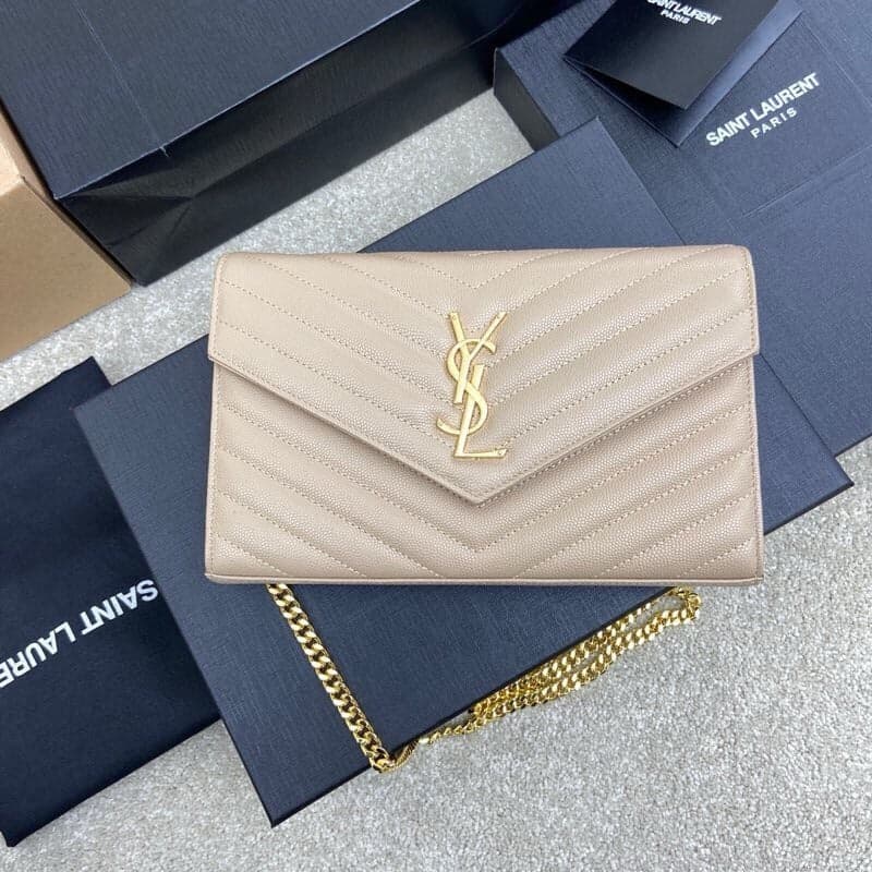 Saint Laurent Shoulder Bag Bege Ferragens Douradas. – Moda