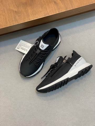 Sneaker Givenchy Spectre Runner – Moda