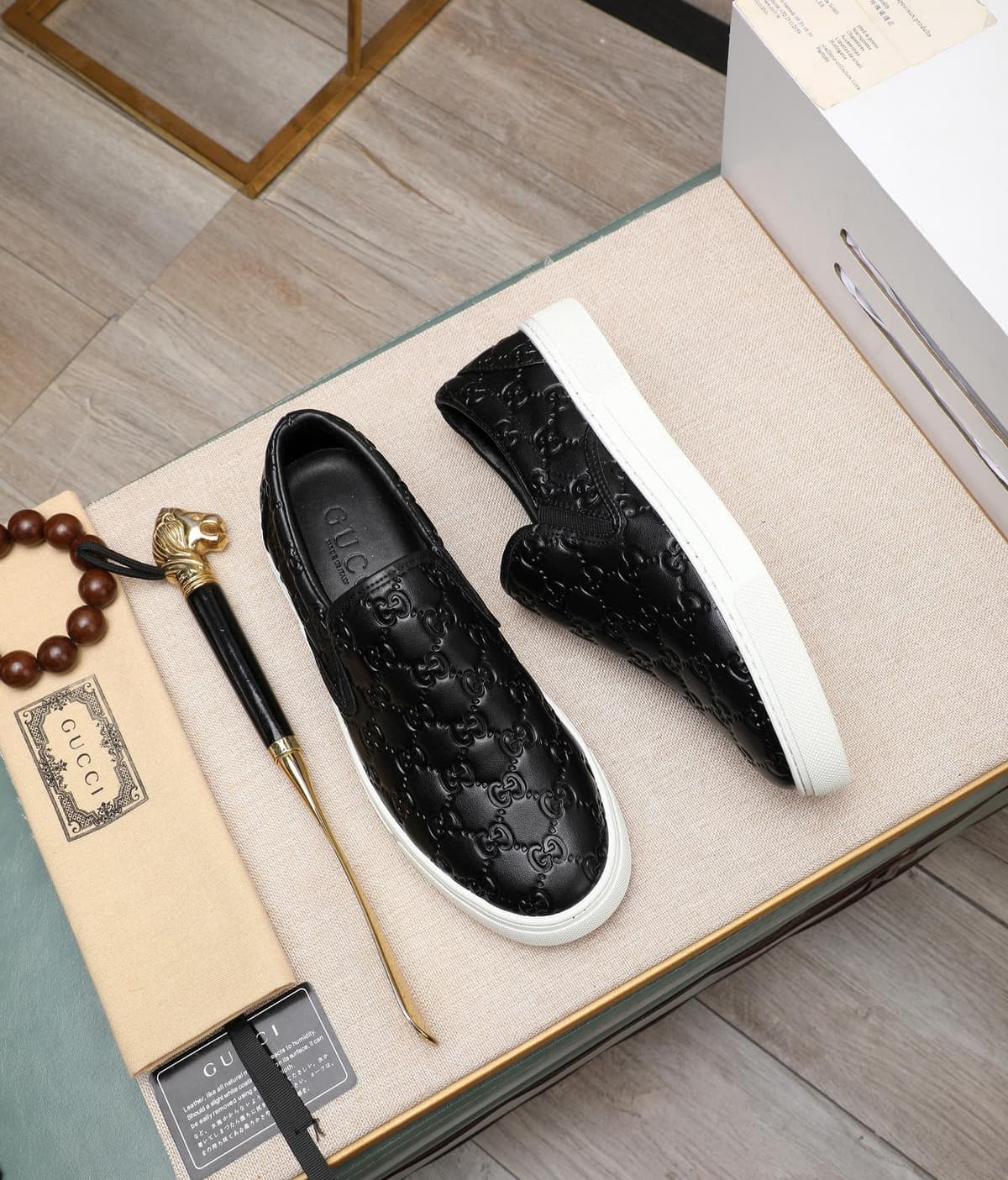 Tênis Gucci Slip On GG Supreme – Moda