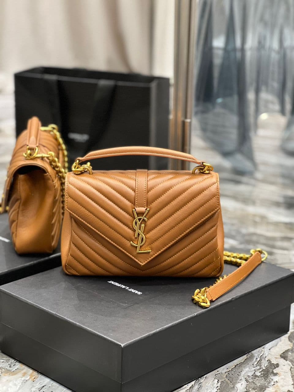 Yves Saint Laurent College Medium – Moda