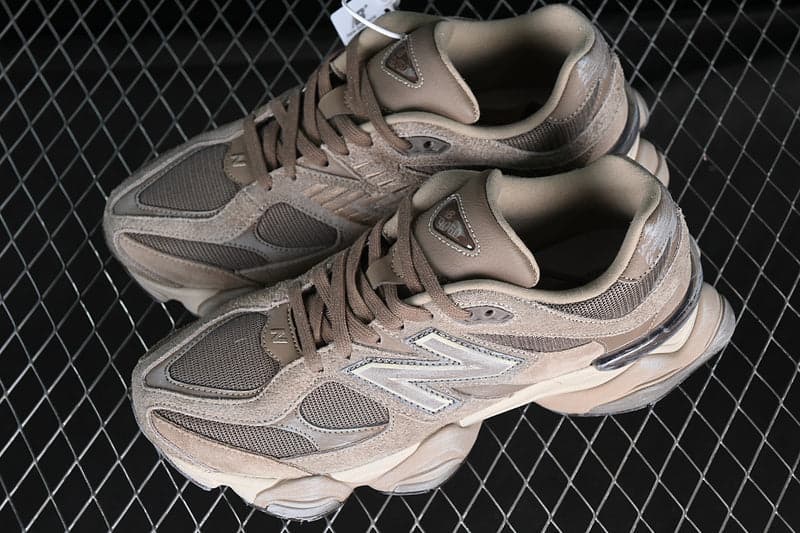 New Balance 9060 Mushroom U9060PB.