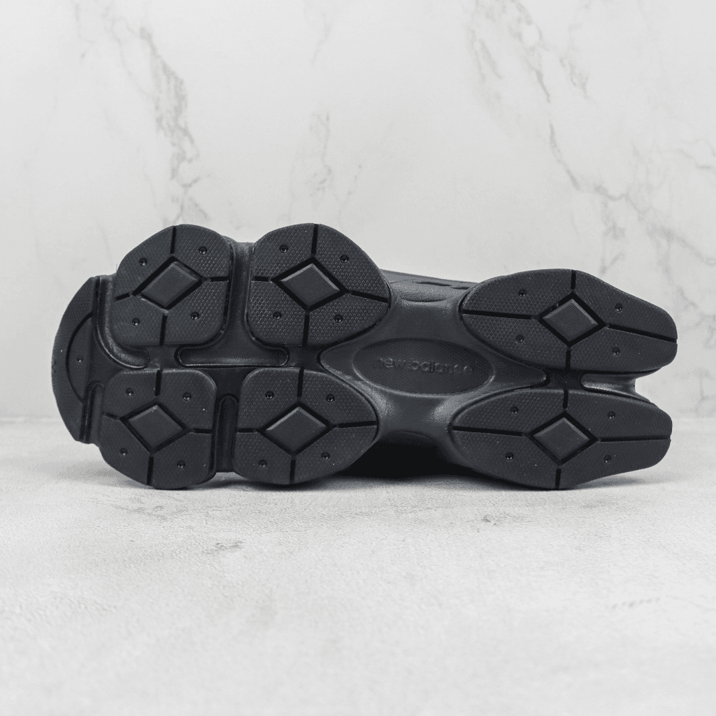 New Balance Triple Black U9060BPM