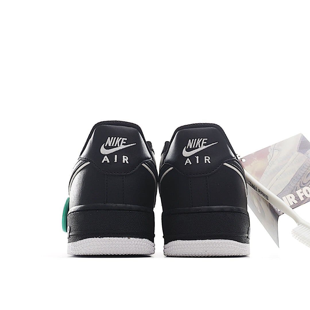 Nike Air Force 1 '07