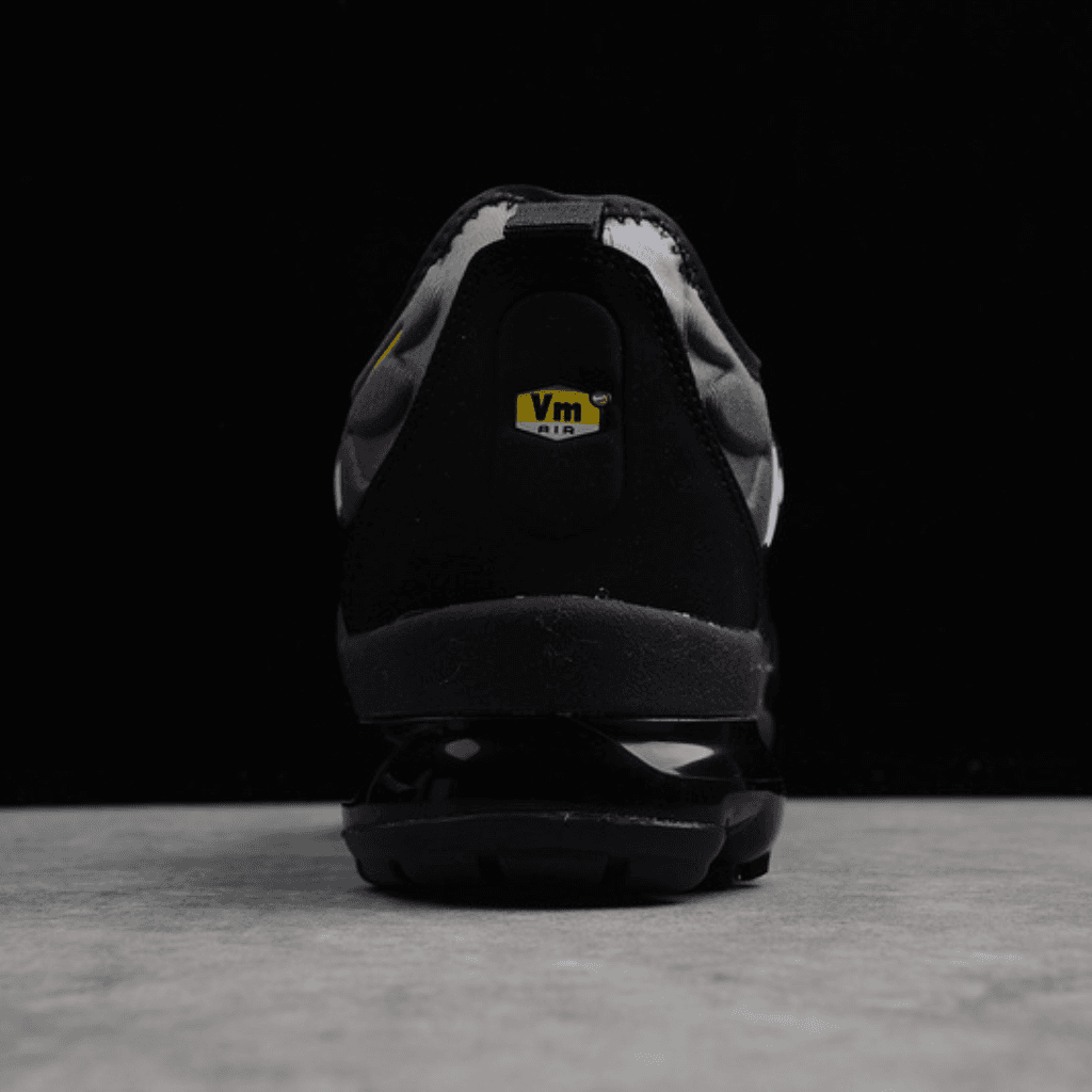 Nike Air VaporMax Plus Black Volt 924453-009