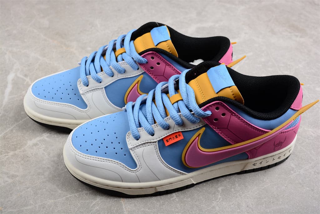 Nike Dunk "Saint Seiya" Cavaleiros do Zodíaco