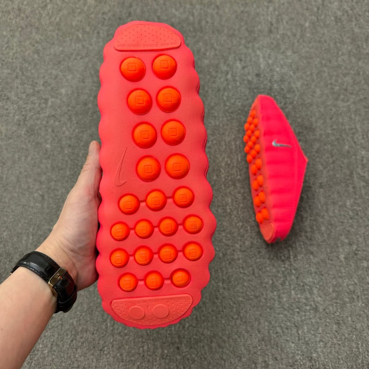 Nike Mind 001 Slide Red